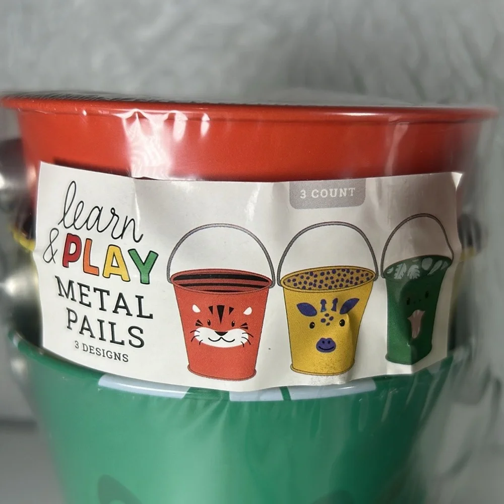 Lot of 12 Jungle Animal Pails Mini Buckets Storage Kids Party Favors Pails NWT